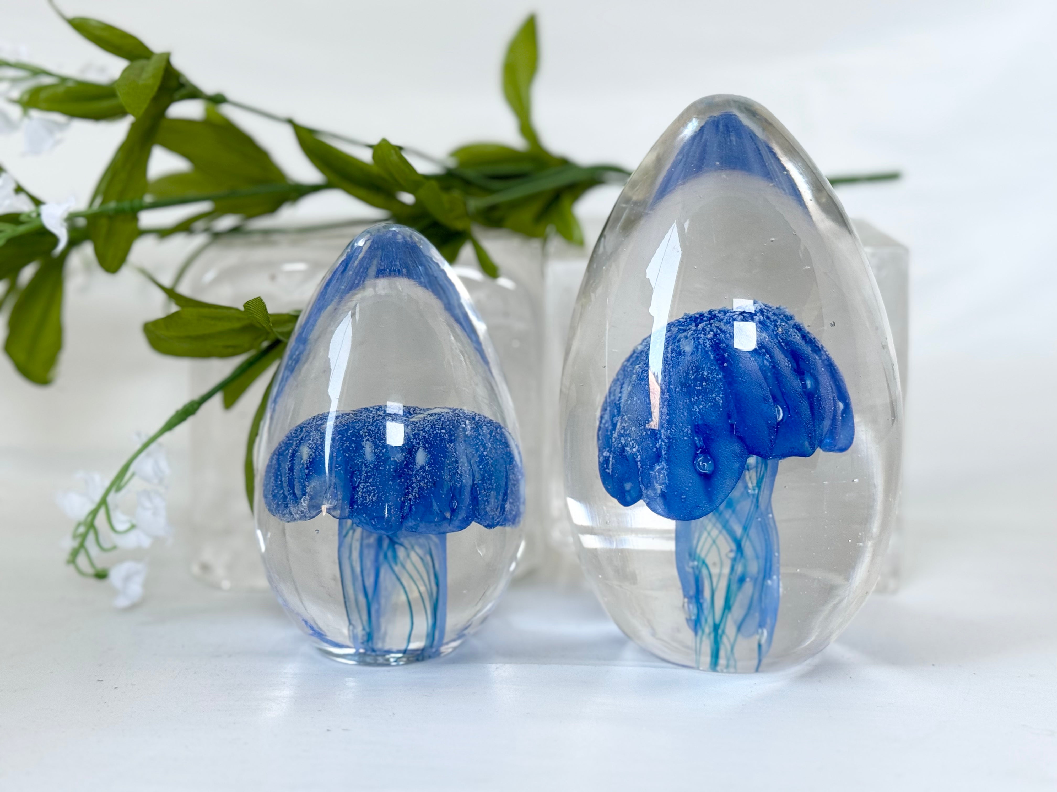 Glass jellyfish "Sweet Eternity" (oval) with funeral ashes