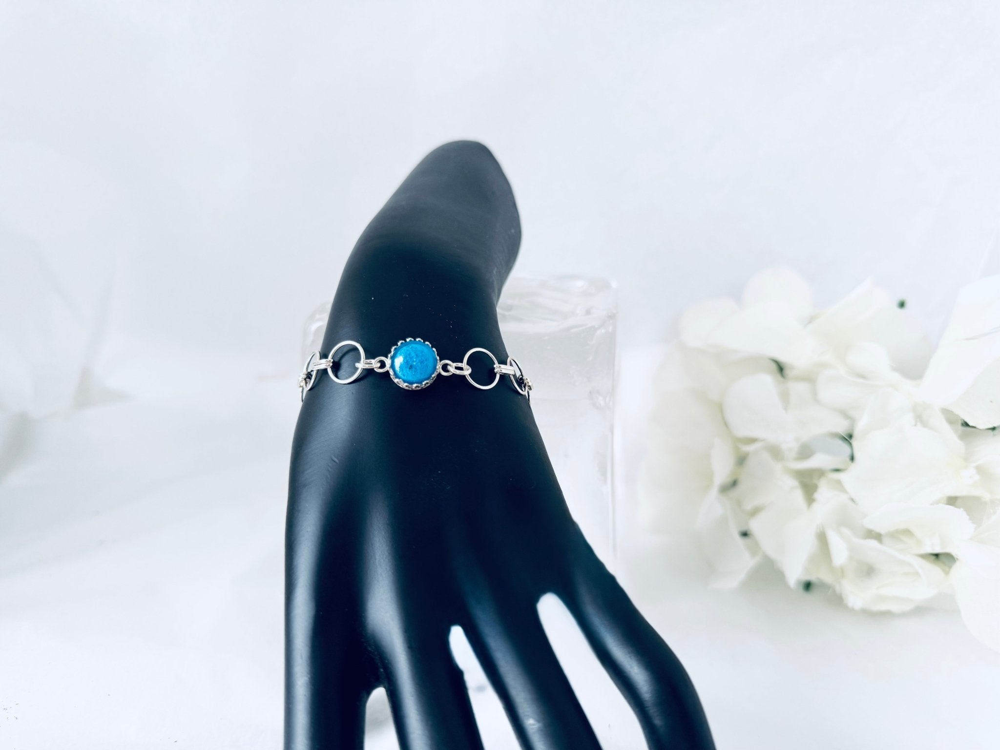 Bracelet "Précieux " avec cendres funéraires (PETIT) - La Meduse - Verre soufflé