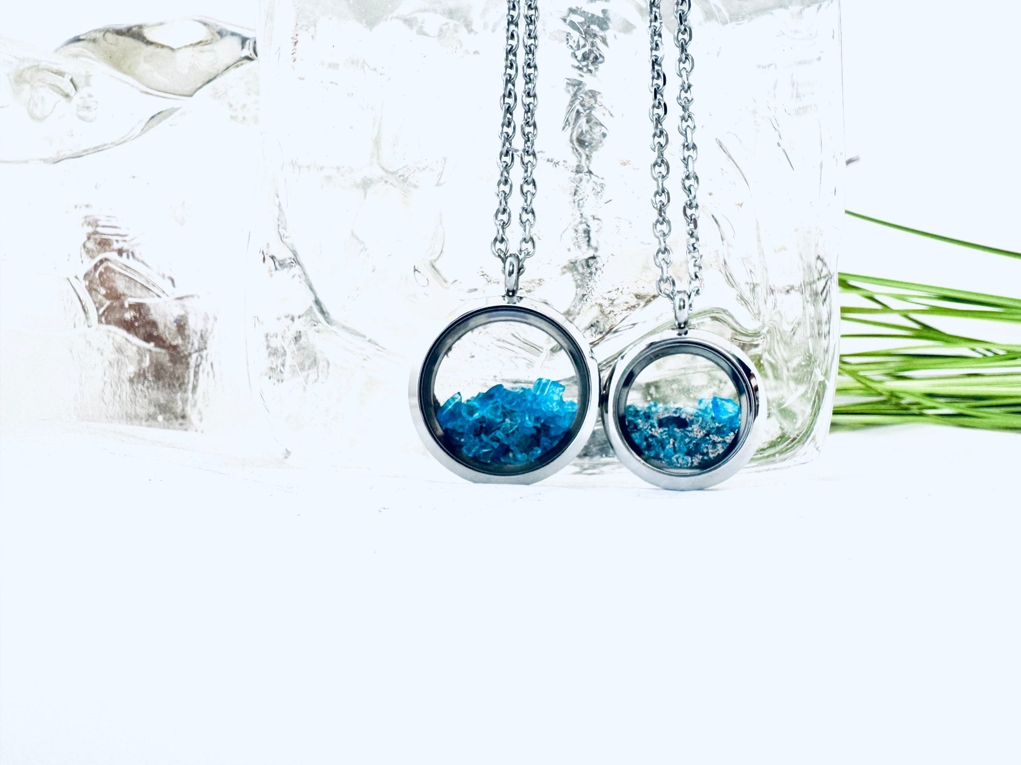 Collier "Hublot Souvenir" pour cendres funéraires - couleur argent - La Meduse - Verre soufflé